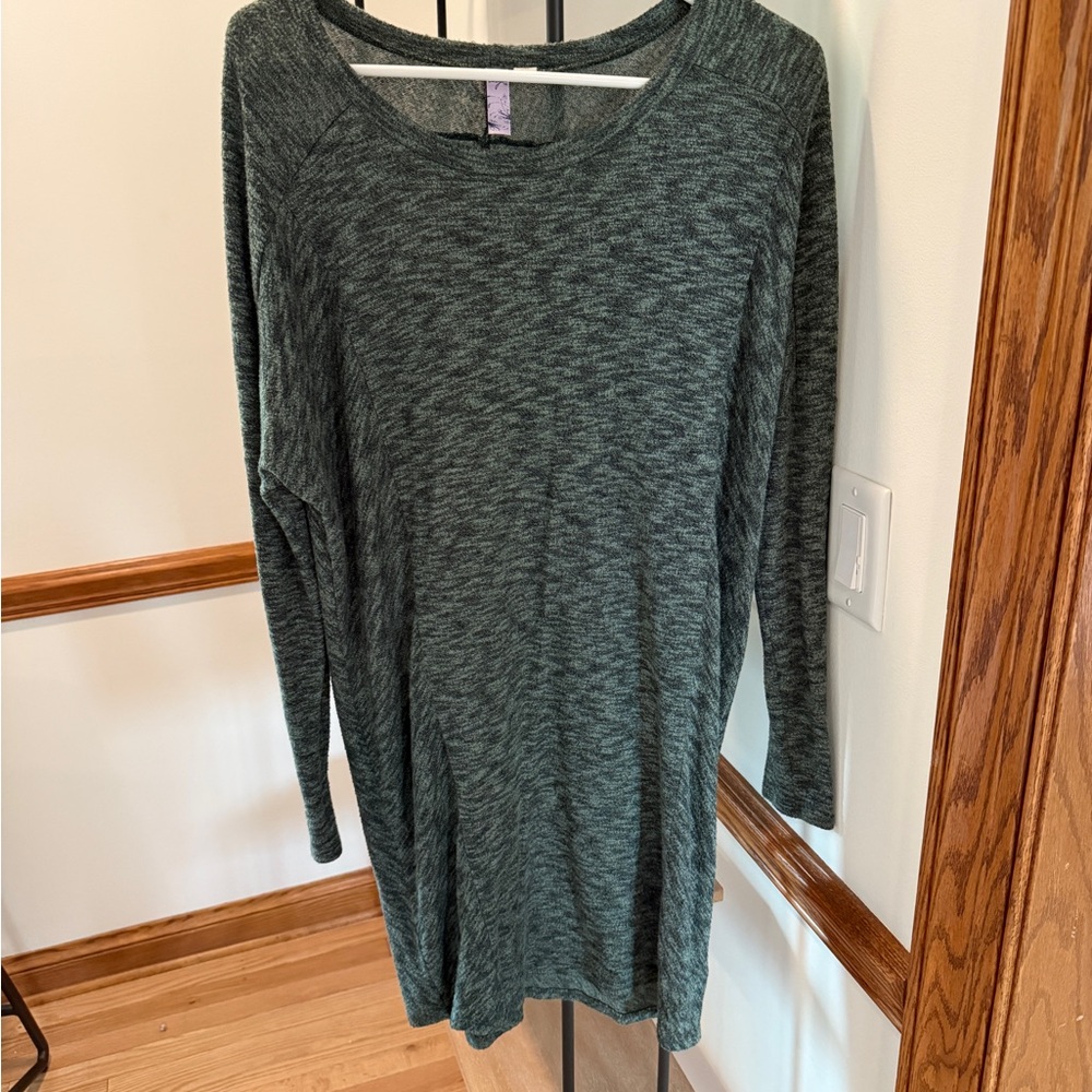 Alya Green Long Sleeve Dress